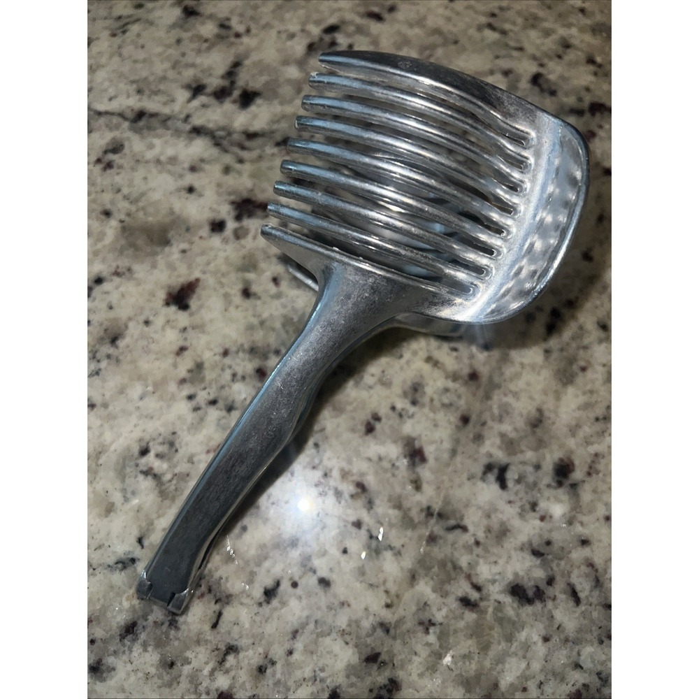 Vintage Aluminum Slicer Guide – Retro Handheld Egg & Soft Vegetable Cutter - Picture 3 of 3